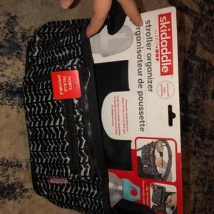 Skidaddle by skip hop stroller organizer